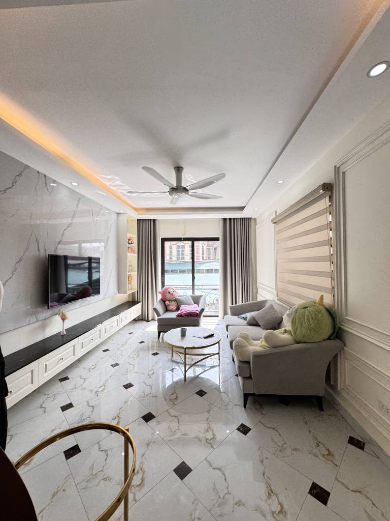 HÀNG HIẾM-OTO VÀO NHÀ-NỘI THẤT ĐẸP LONG LANH, NHÀ TẠI PHƯƠNG CANH 5T TẦNG, SỔ ĐỎ SẴN GD, NHỈNH 8 TỶ